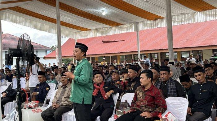 Bukhari-Datuak-Tejo-Malalo-Ketua-Forum-Anak-Nagari-Batipuah-Selatan-mewakili